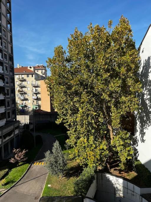 Casa Mila De Angeli, Fiera, San Siro Apartment Milan Bagian luar foto